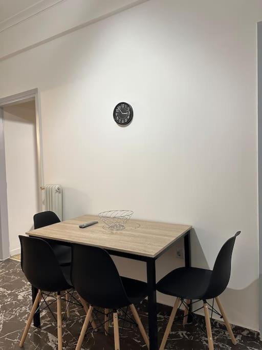 Modern & Minimal Athens Apartment المظهر الخارجي الصورة