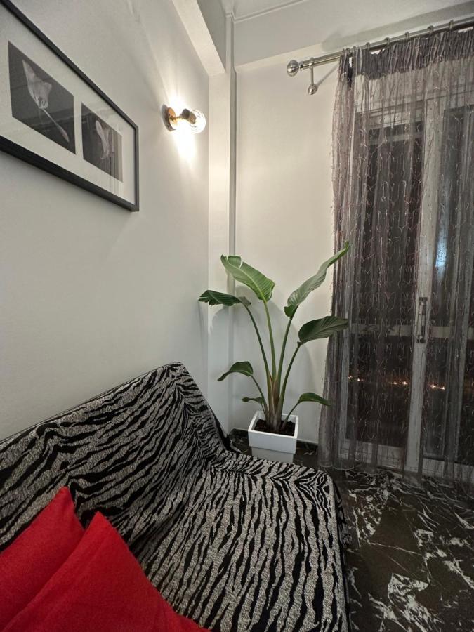 Modern & Minimal Athens Apartment المظهر الخارجي الصورة