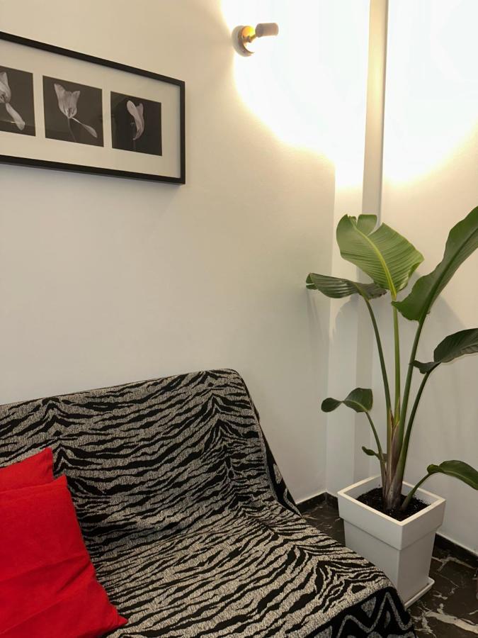 Modern & Minimal Athens Apartment المظهر الخارجي الصورة